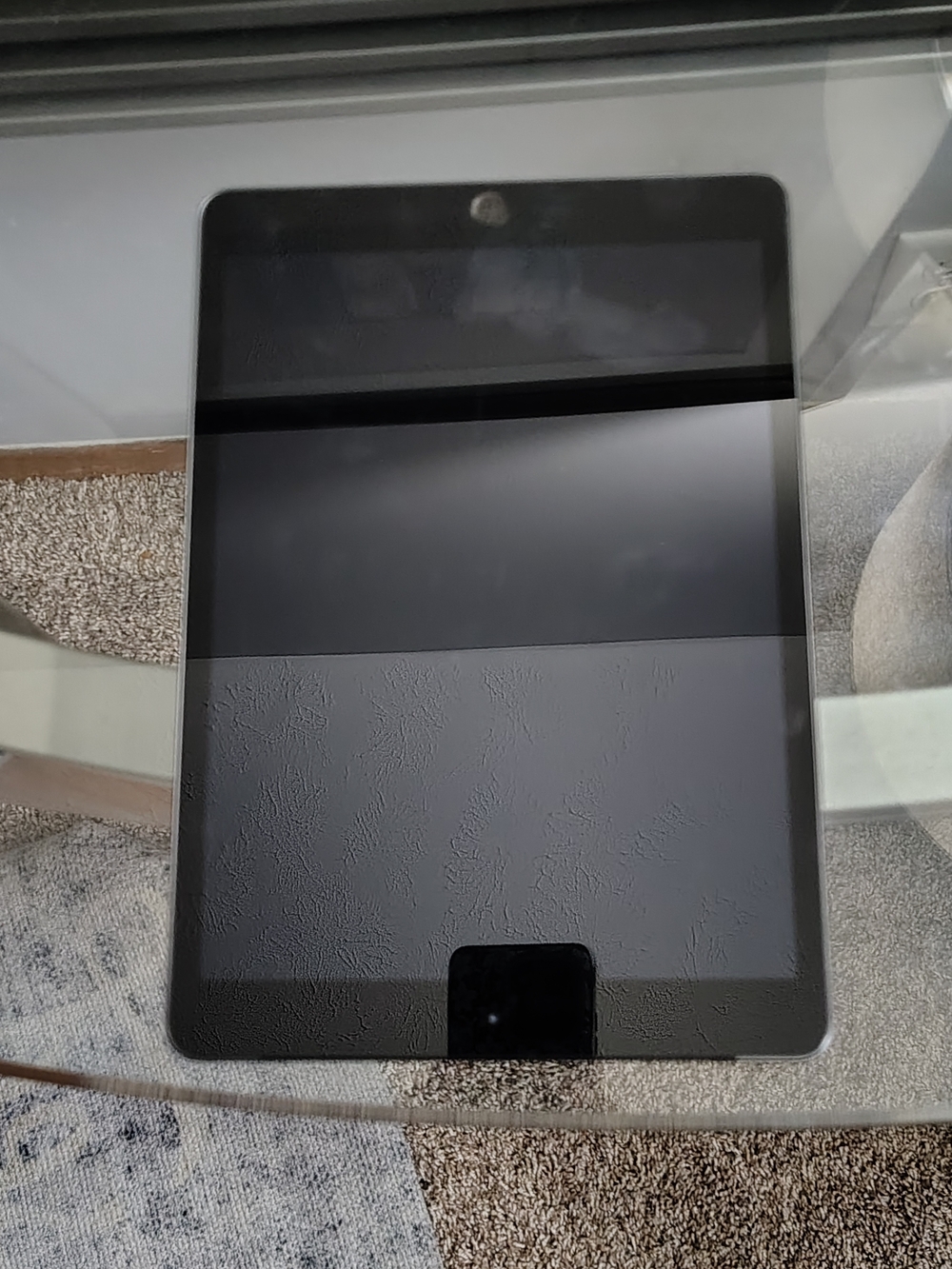 Ipad *PLEASE READ DESCRIPTION*